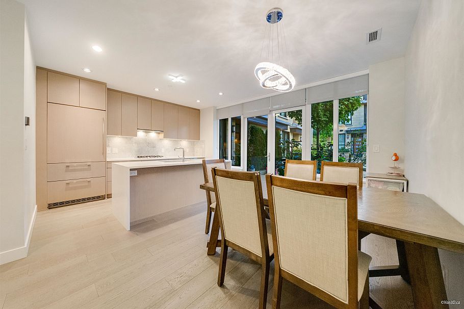 5336 University Boulevard Vancouver, BC - 27