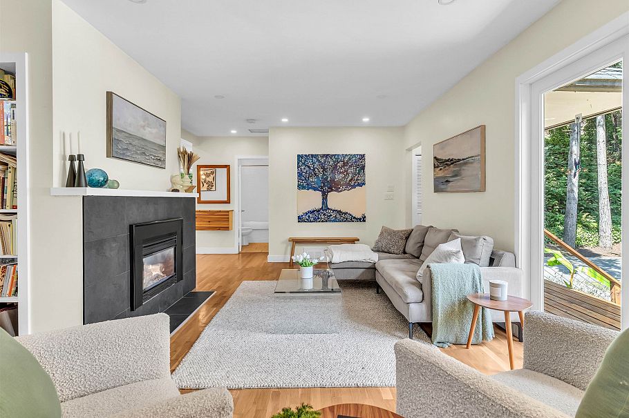 2433 Philip Avenue North Vancouver, BC - 6