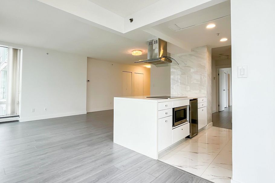 1602 1201 Marinaside Crescent Vancouver, BC - 18