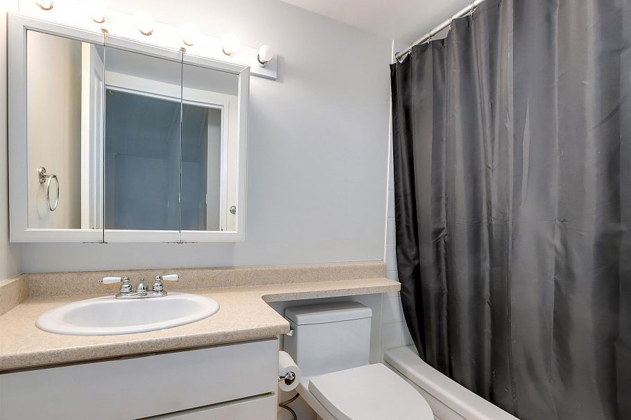 1212 2016 Fullerton Avenue North Vancouver, BC - 10