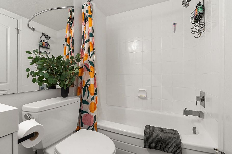 203 755 W 15th Avenue Vancouver, BC - 20