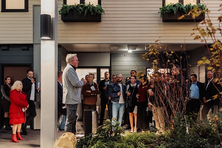 311 342 Mountain Highway North Vancouver, BC - 32