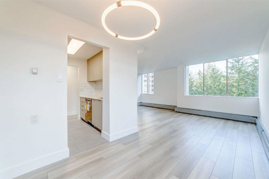 1108 2004 Fullerton Avenue North Vancouver, BC - 1