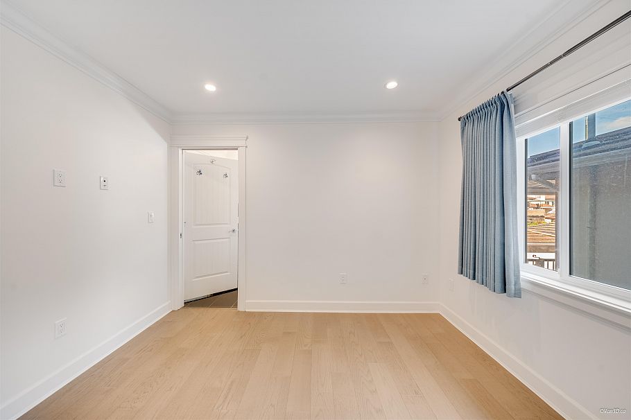 5319 Chambers Street Vancouver, BC - 17