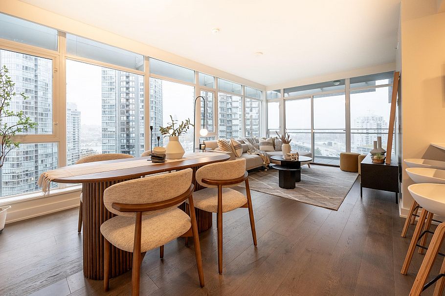 1707 1372 Seymour Street Vancouver, BC - 1