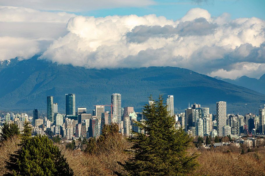 3711 W 24th Avenue Vancouver, BC - 2