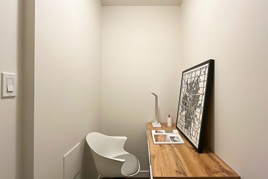 1106 1068 W Broadway Vancouver, BC - 14