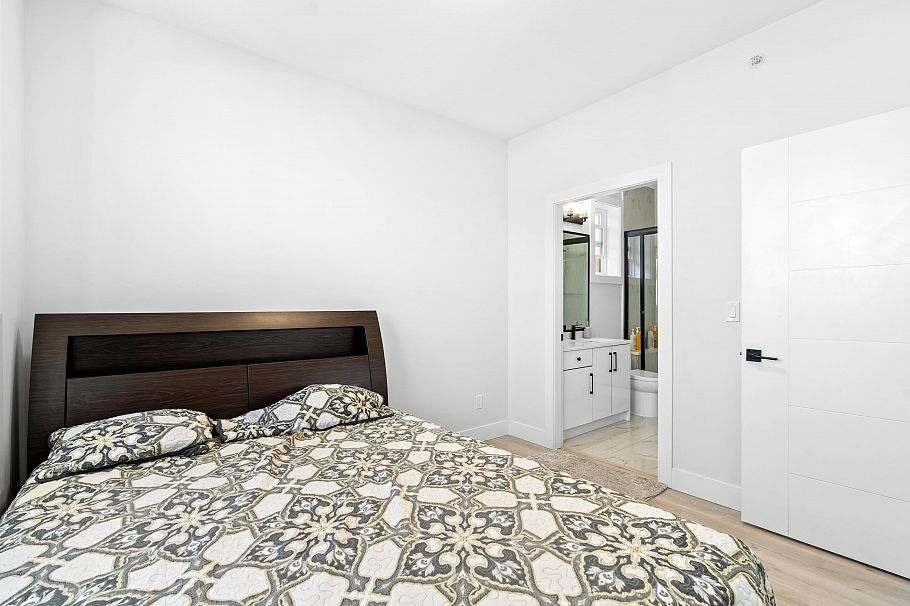 465 E 57th Avenue Vancouver, BC - 22