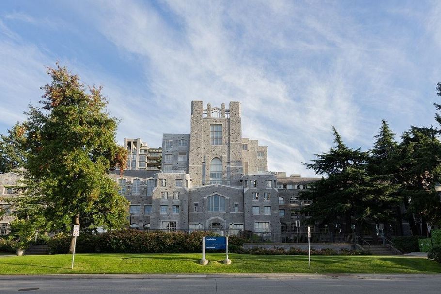 5952 Chancellor Mews Vancouver, BC - 39