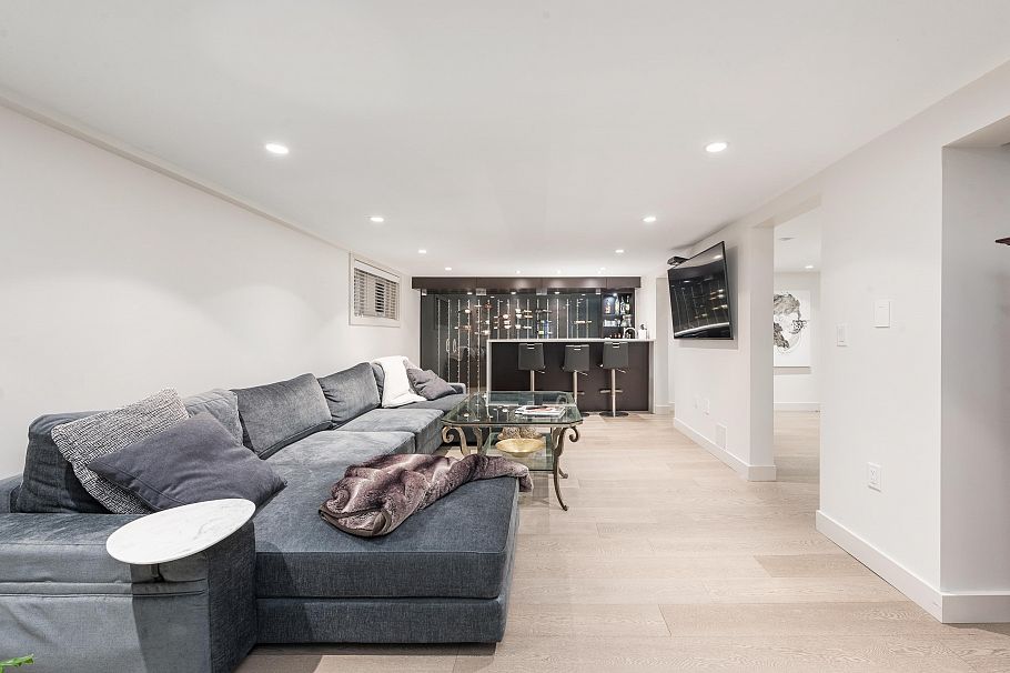 1407 W 33rd Avenue Vancouver, BC - 31