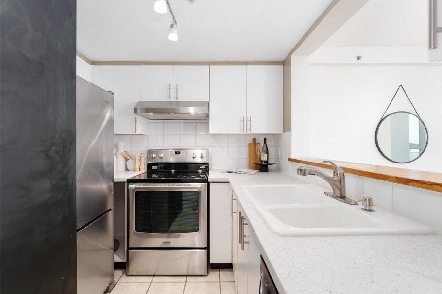 704 288 E 8th Avenue Vancouver, BC - 11