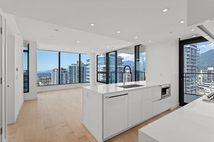 1506 135 E 13th Street North Vancouver, BC - 5