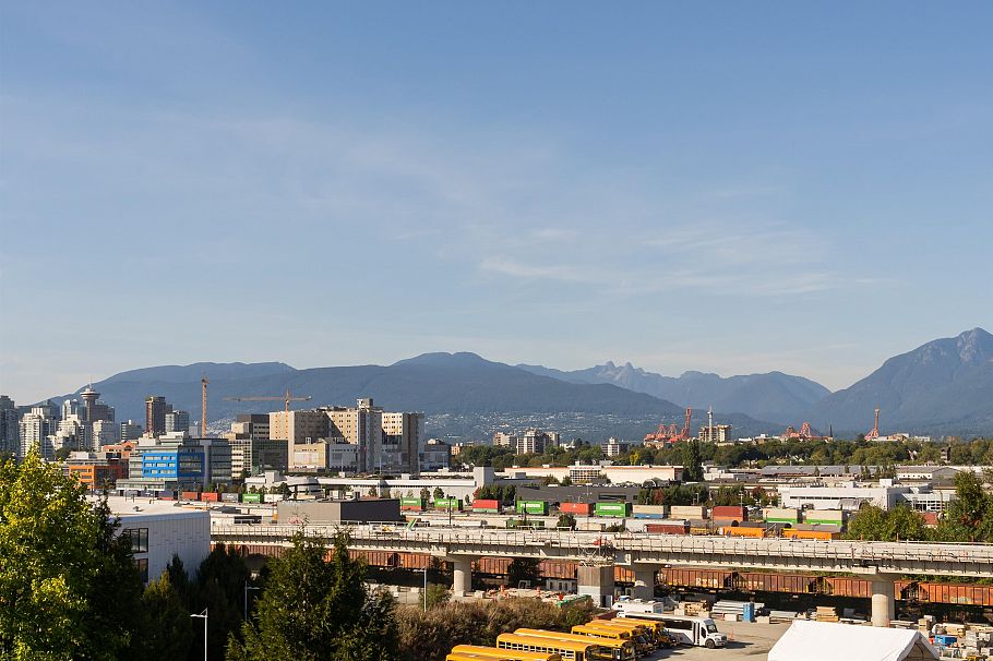 808 756 Great Northern Way Vancouver, BC - 23