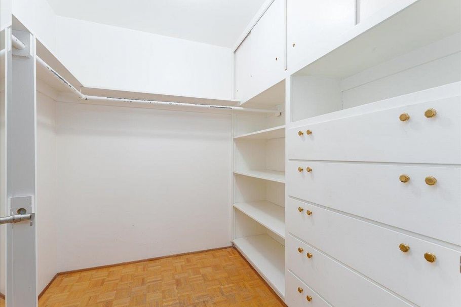 1228 Adderley Street North Vancouver, BC - 14