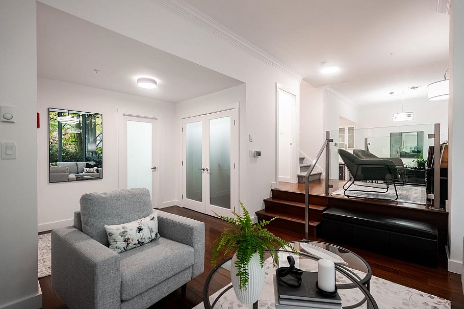 898 Hamilton Street Vancouver, BC - 16