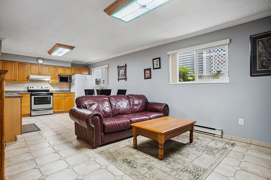 4975 Moss Street Vancouver, BC - 20