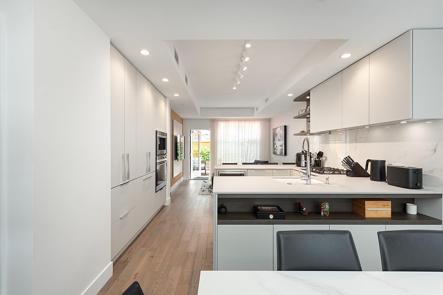 124 2070 Curling Road North Vancouver, BC - 6