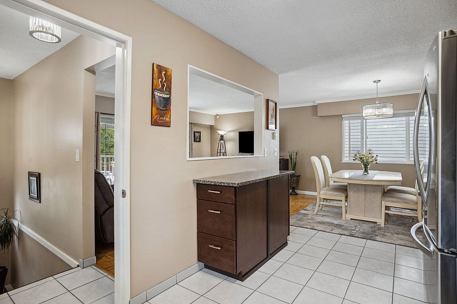 4975 Moss Street Vancouver, BC - 11