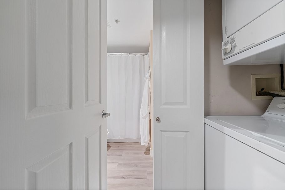 102 3083 W 4th Avenue Vancouver, BC - 28