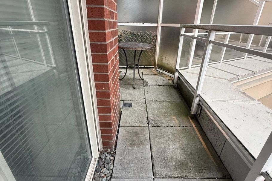 302 4028 Knight Street Vancouver, BC - 15