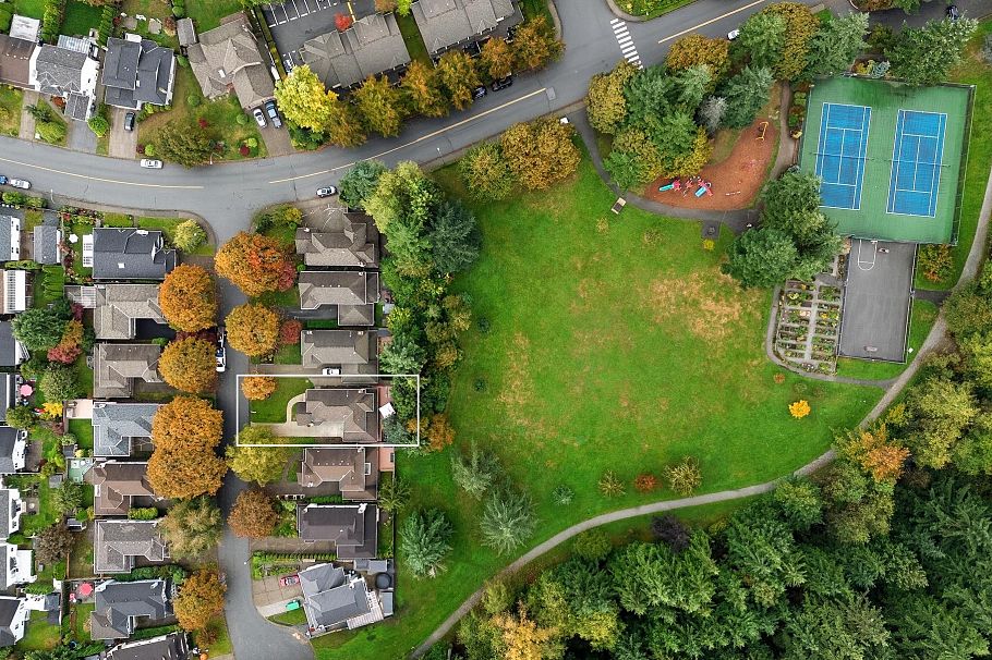 860 Ruckle Court North Vancouver, BC - 37