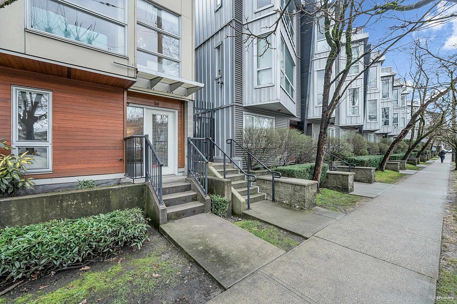 30 638 W 6th Avenue Vancouver, BC - 38