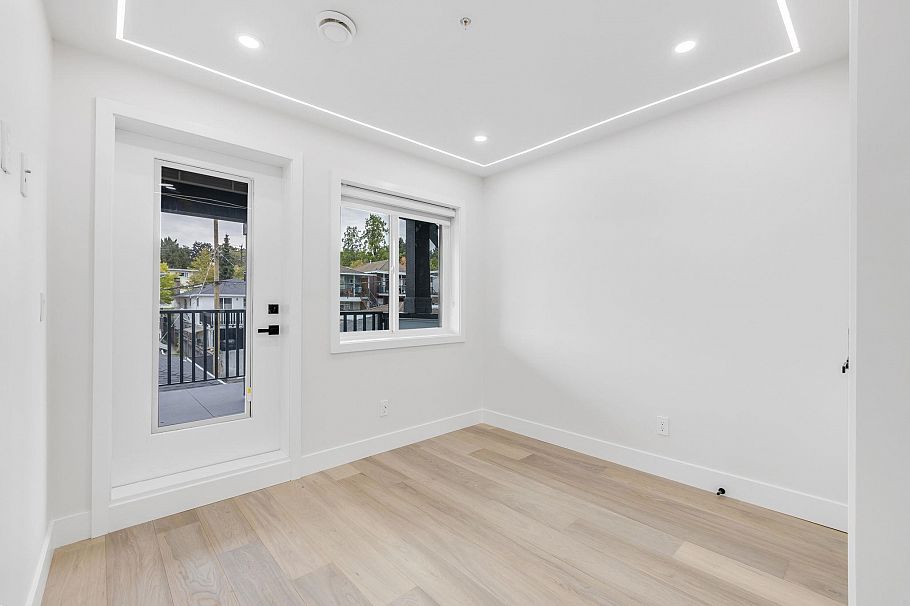 3440 E 4th Avenue Vancouver, BC - 11