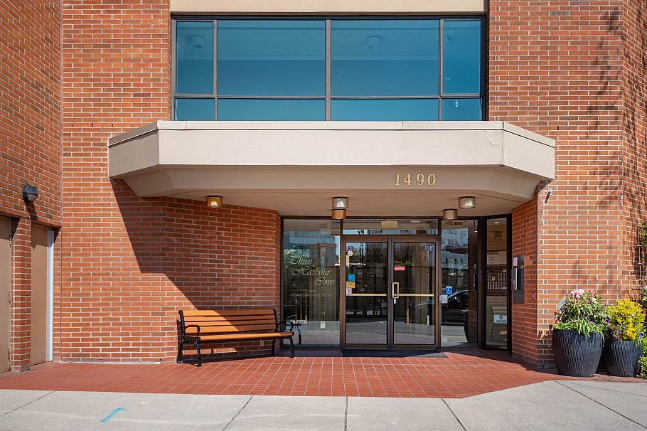 109 1490 Pennyfarthing Drive Vancouver, BC - 25