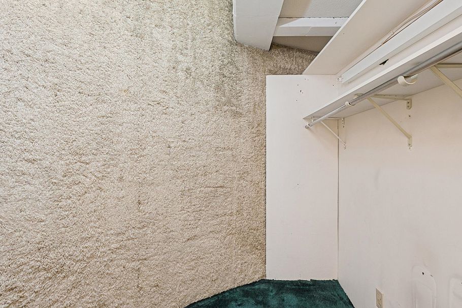 205 341 Mahon Avenue North Vancouver, BC - 9