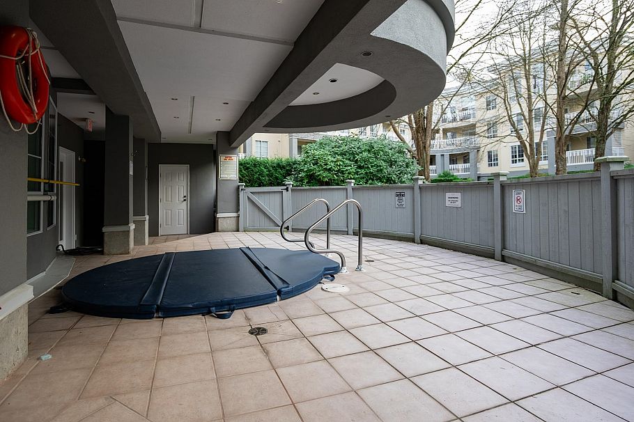 104 5835 Hampton Place Vancouver, BC - 33