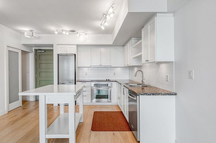 PH802 2228 W Broadway Vancouver, BC - 11