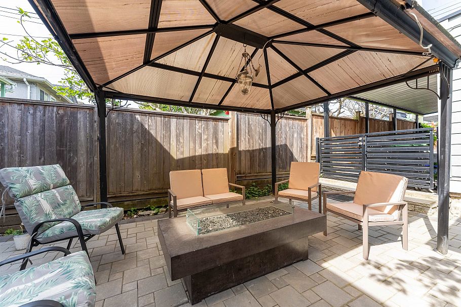 7380 Ontario Street Vancouver, BC - 26