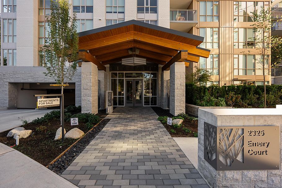 605 2325 Emery Court North Vancouver, BC - 33