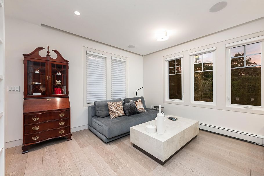 1407 W 33rd Avenue Vancouver, BC - 11