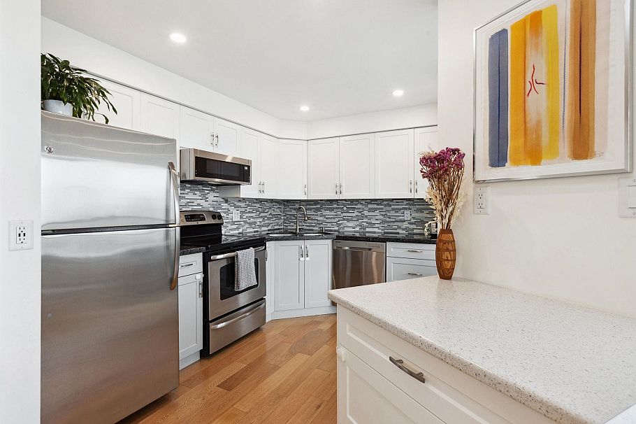 1202 120 W 2nd Street North Vancouver, BC - 13