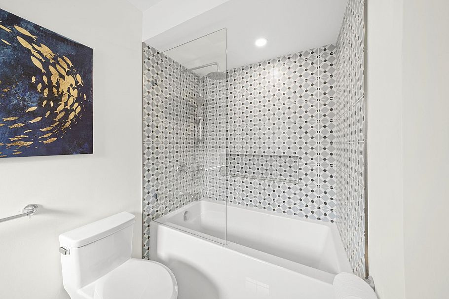 860 Ruckle Court North Vancouver, BC - 26