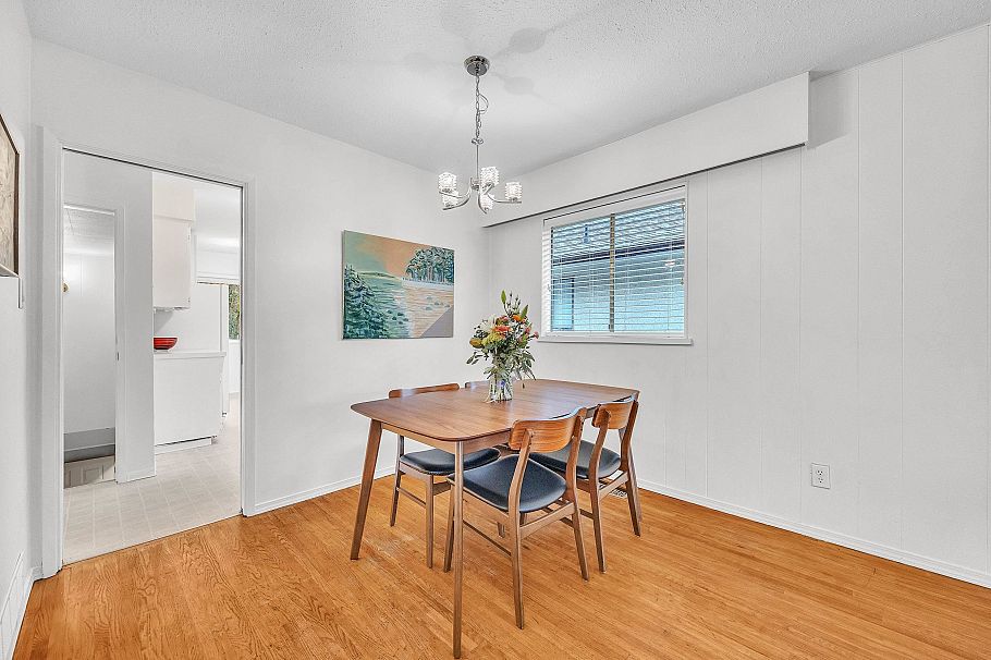 3296 Institute Road North Vancouver, BC - 6