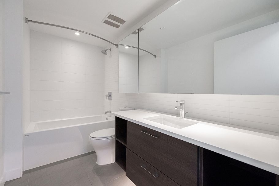 912 3557 Sawmill Crescent Vancouver, BC - 16