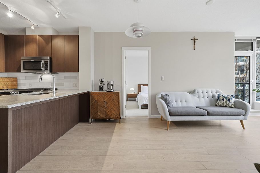 408 135 W 2nd Street North Vancouver, BC - 11