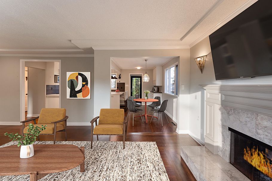 231 E 40th Avenue Vancouver, BC - 6