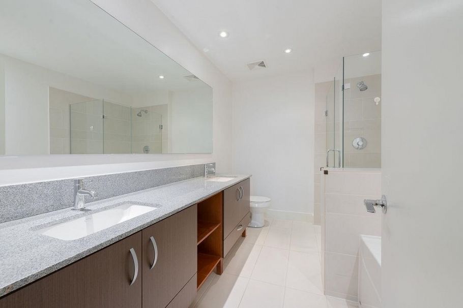 5952 Chancellor Mews Vancouver, BC - 21