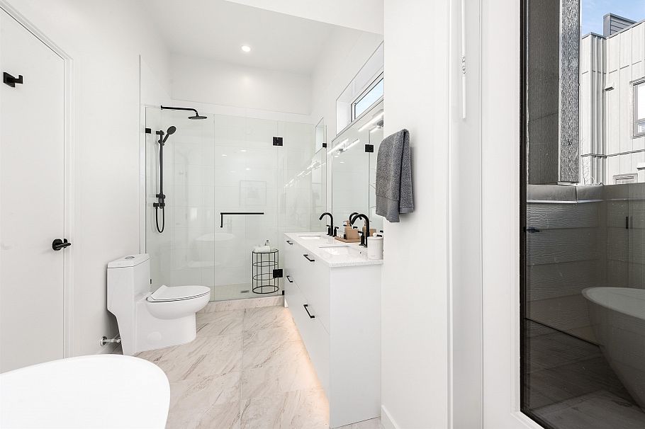 135 535 E 2nd Street North Vancouver, BC - 13