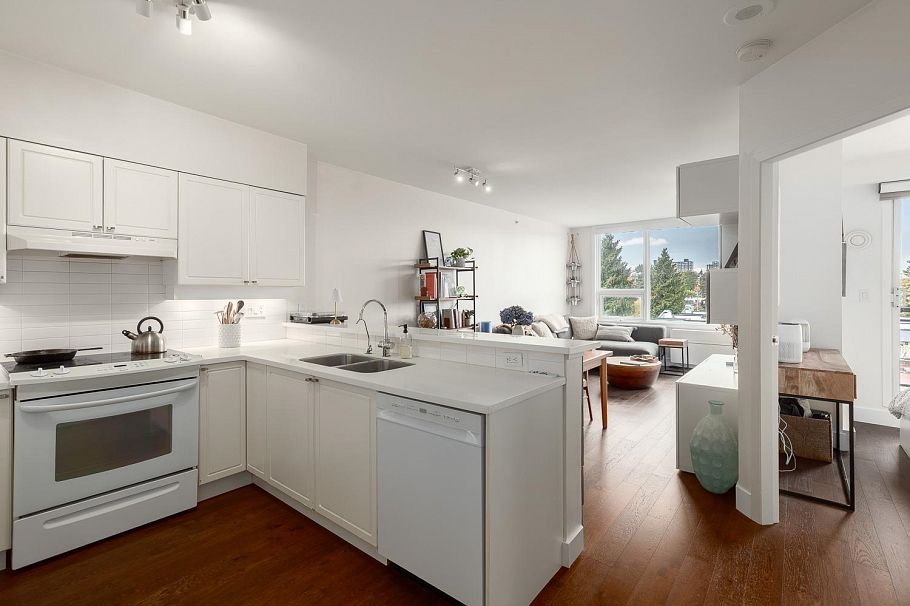 507 1888 York Avenue Vancouver, BC - 2