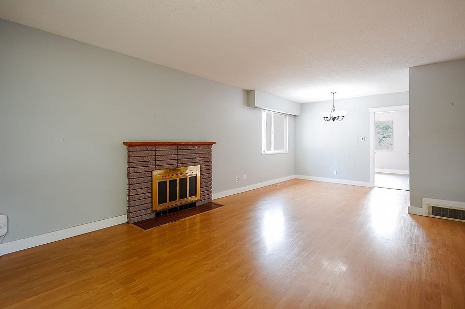 upper 5120 FAIRMONT, Vancouver BC V5R 3V3 Vancouver, BC - 12