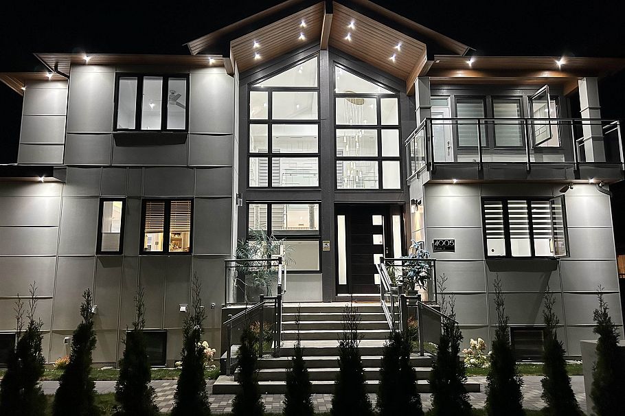 Main 4005 BOND STREET, Burnaby BC V5H 1E8 Burnaby, BC - 1