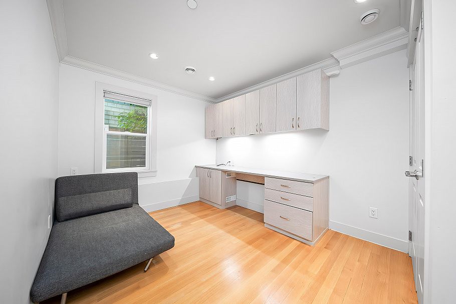 2388 Macdonald Street Vancouver, BC - 11