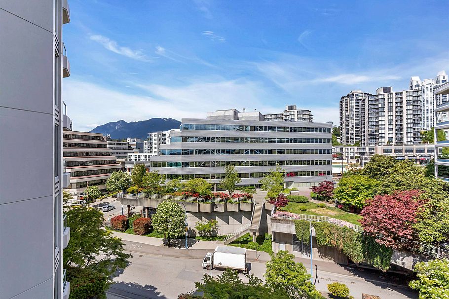 503 168 Chadwick Court North Vancouver, BC - 13