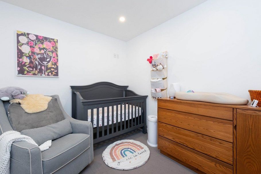 9 2151 Banbury Road North Vancouver, BC - 23