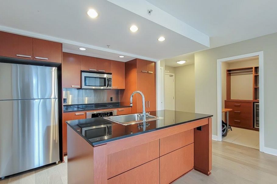 804 1255 Seymour Street Vancouver, BC - 3