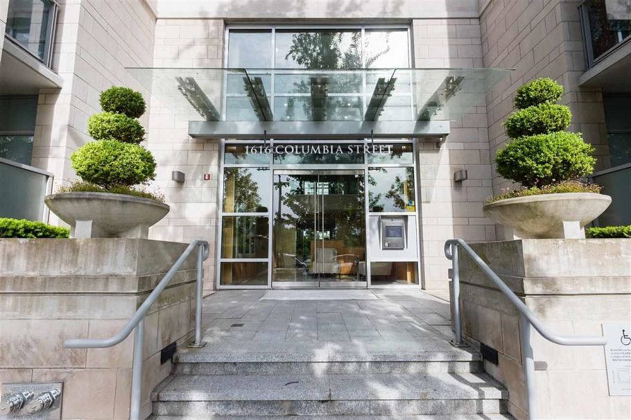 1618 Columbia Street Vancouver, BC - 27
